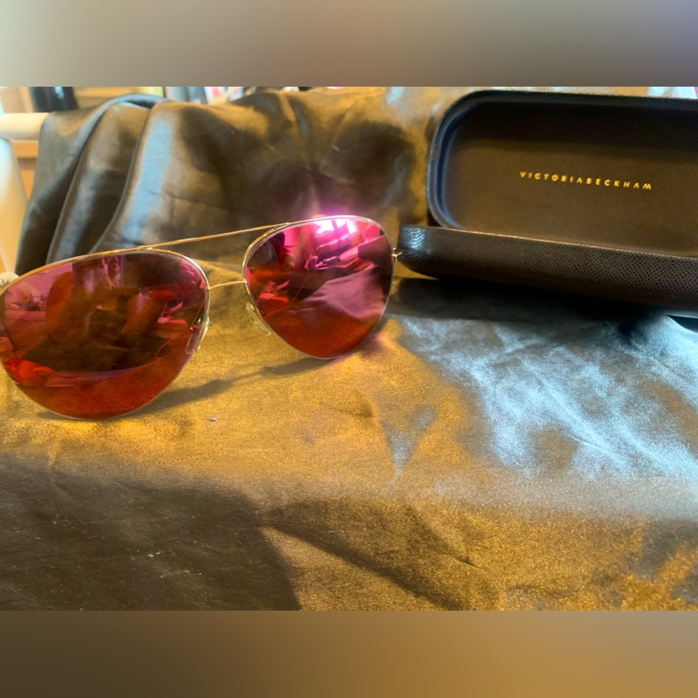 Victoria Beckham aviator sunglasses
